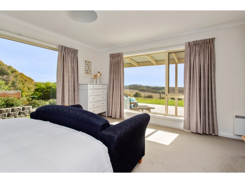 259 Old Aerodrome Road, Low Head TAS 7253