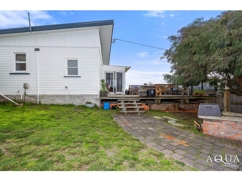 24 Esplanade, Beechford TAS 7252