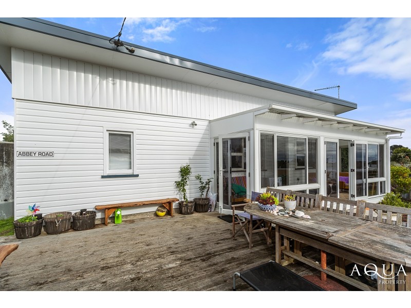 24 Esplanade, Beechford TAS 7252