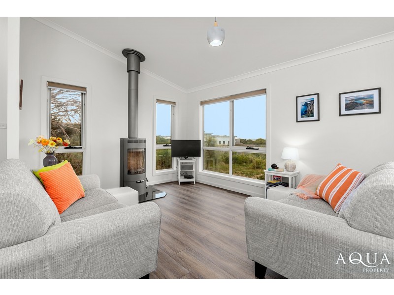 6 Ninth Island Crescent, Lulworth TAS 7252