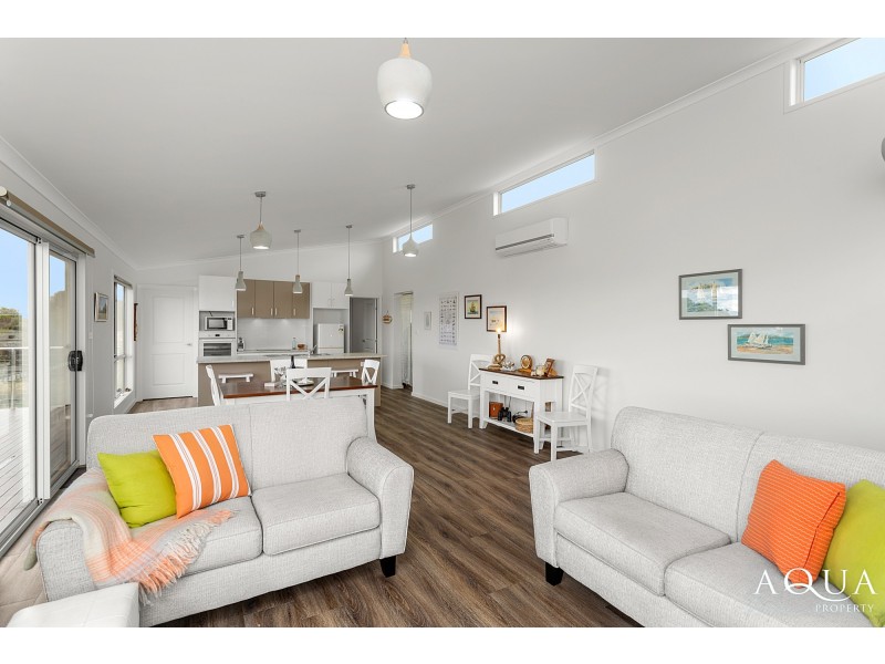 6 Ninth Island Crescent, Lulworth TAS 7252