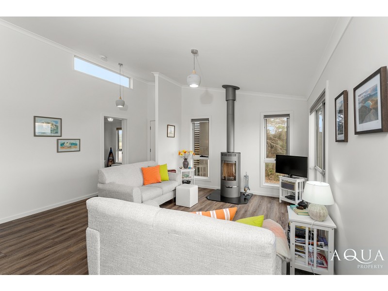 6 Ninth Island Crescent, Lulworth TAS 7252