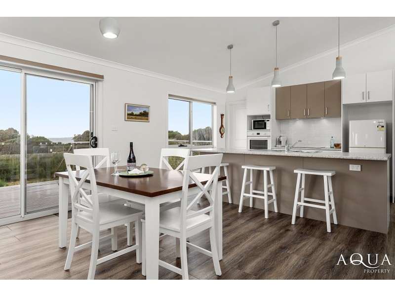 6 Ninth Island Crescent, Lulworth TAS 7252