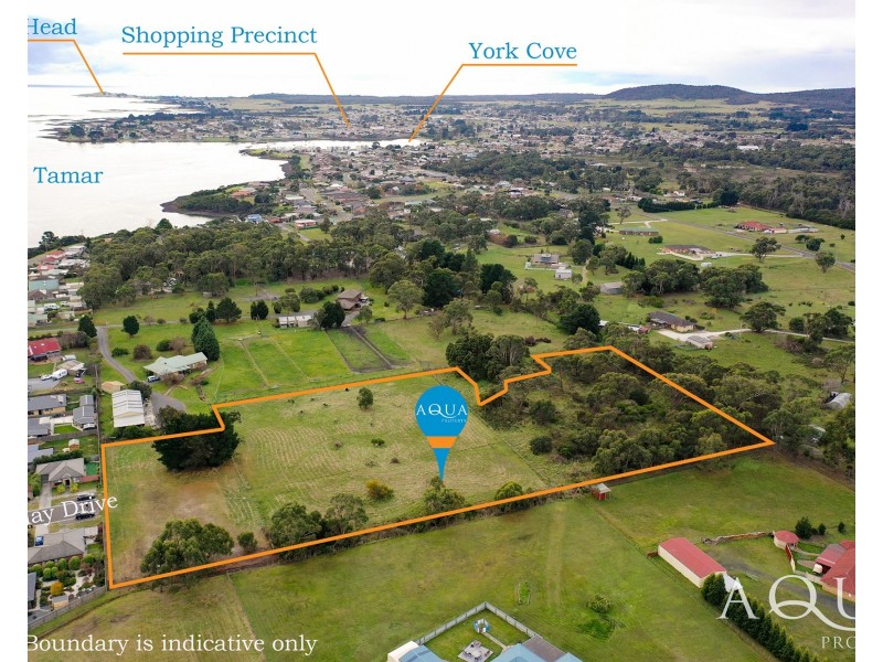 43 Pipe Clay Drive, George Town TAS 7253