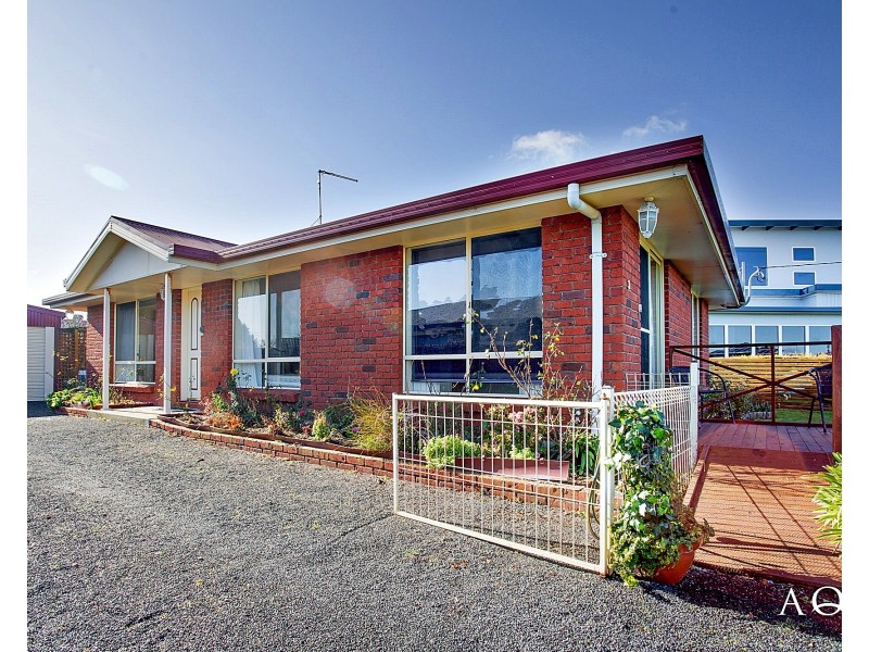 3 McKenzie Drive, Low Head TAS 7253