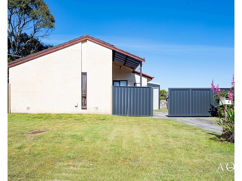6 Richards Avenue, George Town TAS 7253