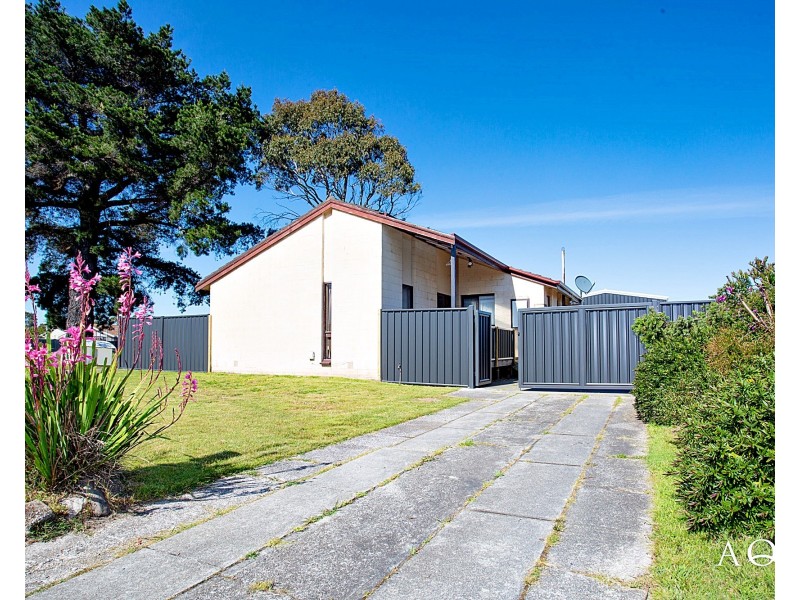 6 Richards Avenue, George Town TAS 7253