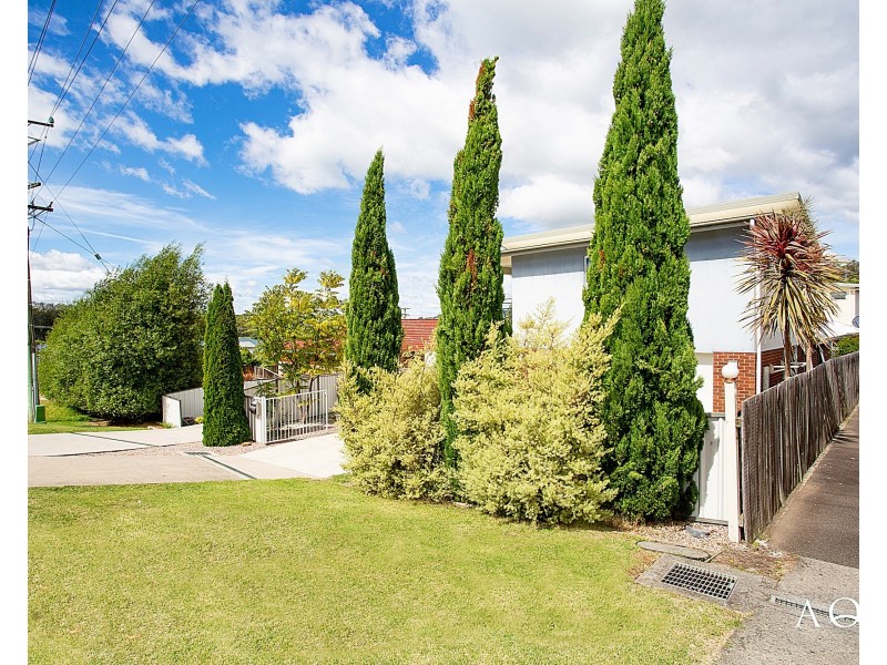 1/70 Gravelly Beach Road, Blackwall TAS 7275