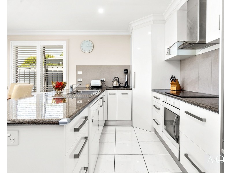 1/70 Gravelly Beach Road, Blackwall TAS 7275