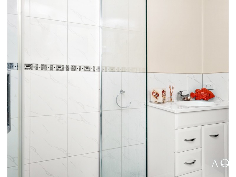 1/70 Gravelly Beach Road, Blackwall TAS 7275