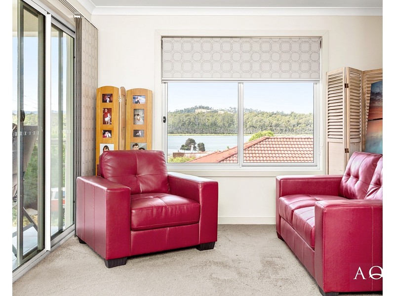 1/70 Gravelly Beach Road, Blackwall TAS 7275