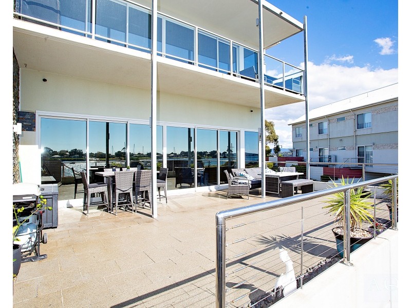 1/5 Adelaide Street, George Town TAS 7253