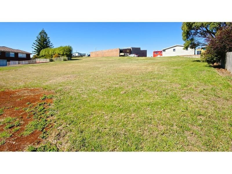 30-40 Don Road, Devonport TAS 7310