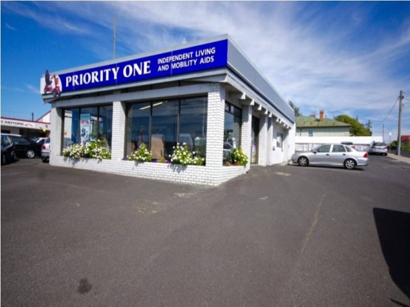 10 & 11 Formby Road, Devonport TAS 7310