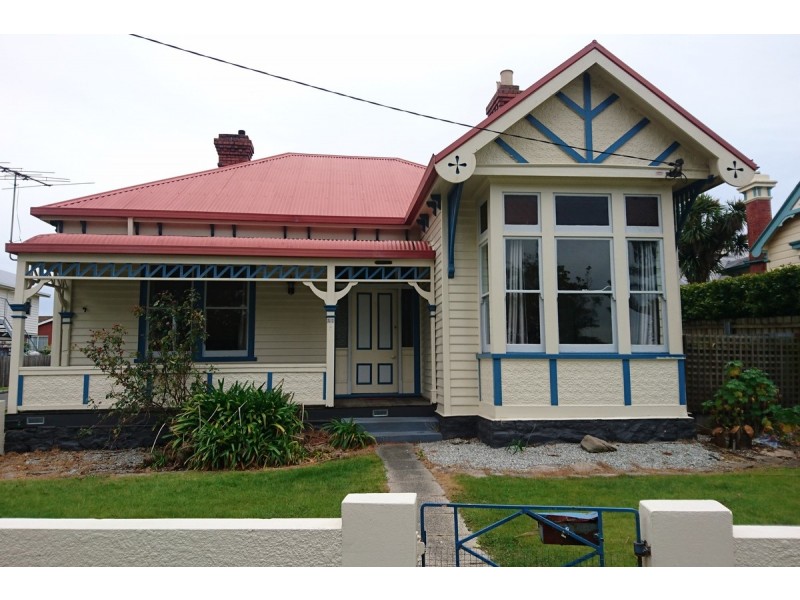20 Victoria Parade, Devonport TAS 7310