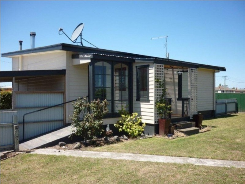 20 New Street, Latrobe TAS 7307