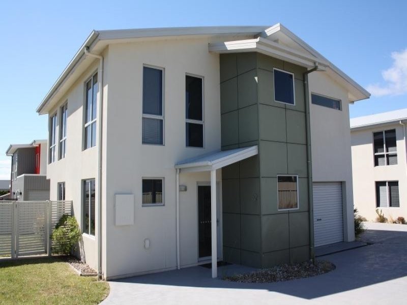 2/3 Arthur Street, Shearwater TAS 7307