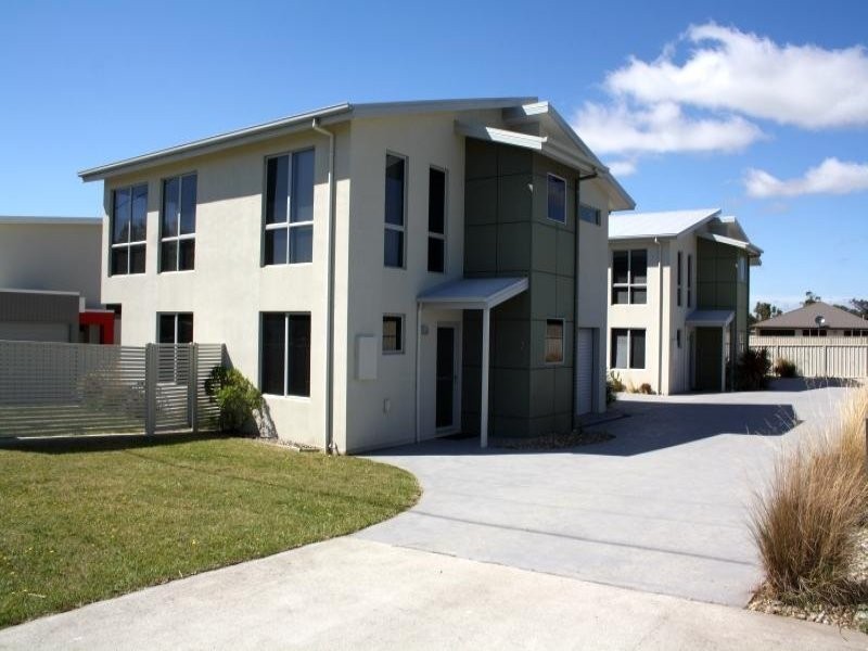 2/3 Arthur Street, Shearwater TAS 7307