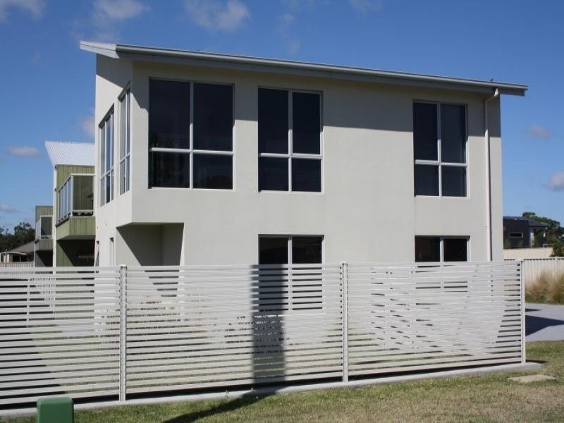 2/3 Arthur Street, Shearwater TAS 7307