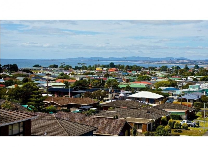125 George Street, Devonport TAS 7310