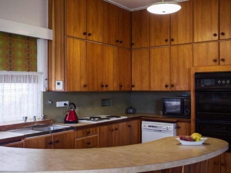 16 Victoria Parade, Devonport TAS 7310