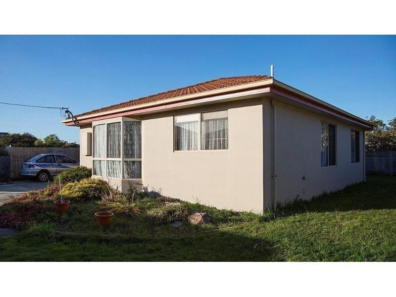 2/111 George Street, Devonport TAS 7310