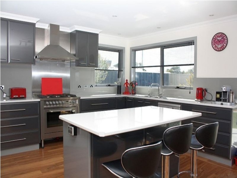 13 Arthur Street, Shearwater TAS 7307