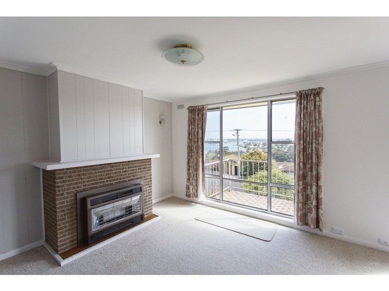 60 Sunbeam Crescent, East Devonport TAS 7310