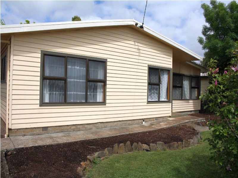 11 Gerrand Street, Latrobe TAS 7307