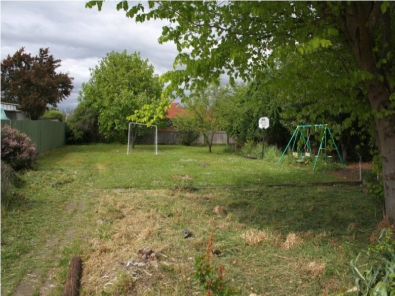 11 Gerrand Street, Latrobe TAS 7307