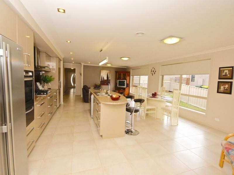 18 Rowena Court, Devonport TAS 7310