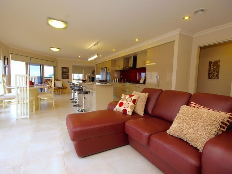 18 Rowena Court, Devonport TAS 7310