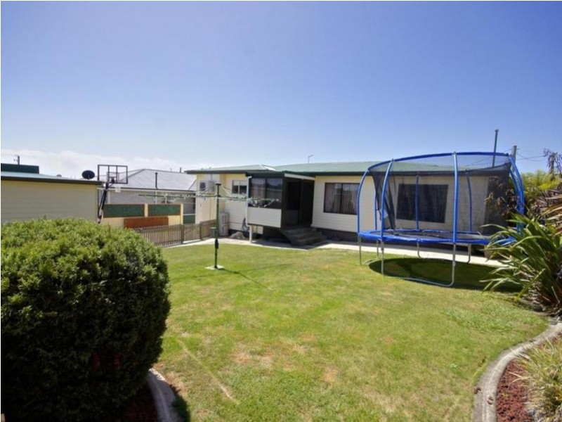 6 Hendriks Street, Ulverstone TAS 7315