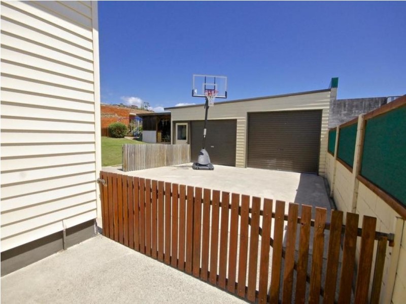 6 Hendriks Street, Ulverstone TAS 7315