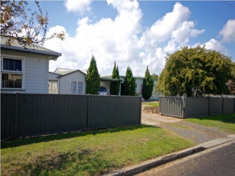 27 Elizabeth Street, Devonport TAS 7310