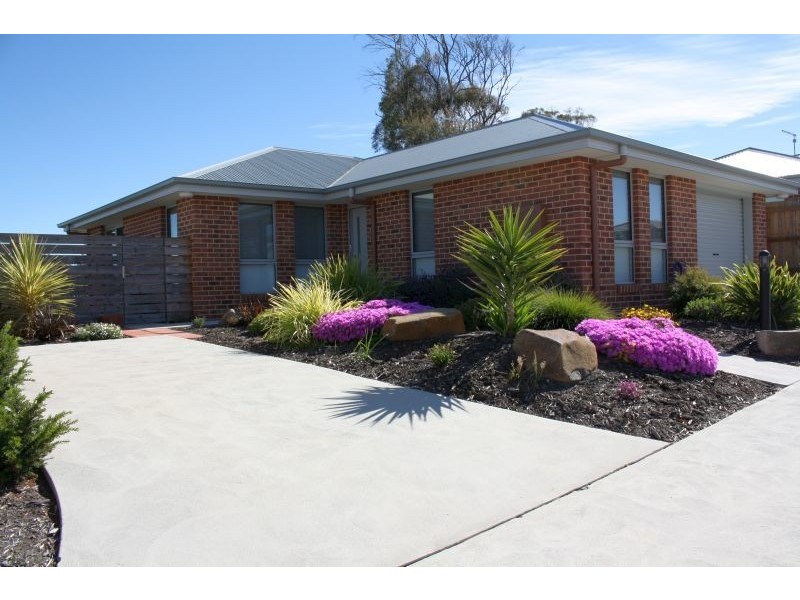 8/12 Links Court, Shearwater TAS 7307