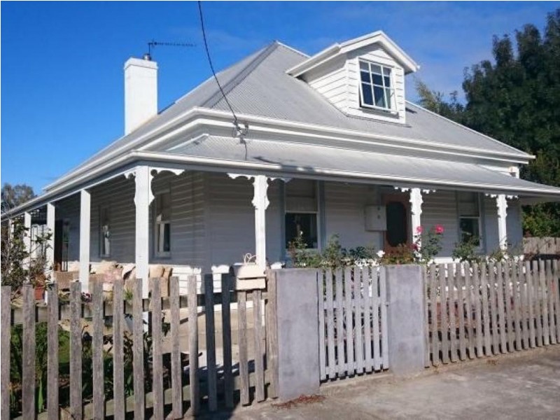 6 George Street, Latrobe TAS 7307