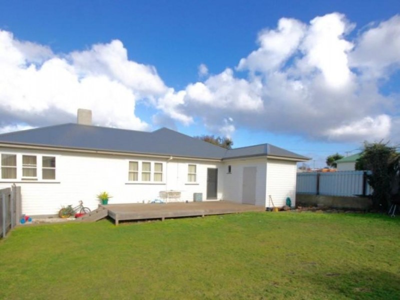 220 Steele Street, Devonport TAS 7310
