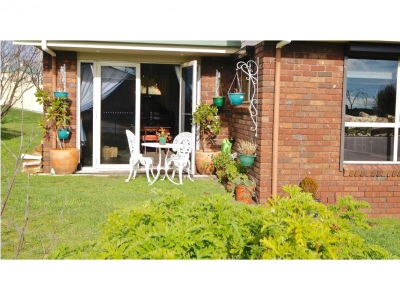 1 Hamilton Court, Sheffield TAS 7306