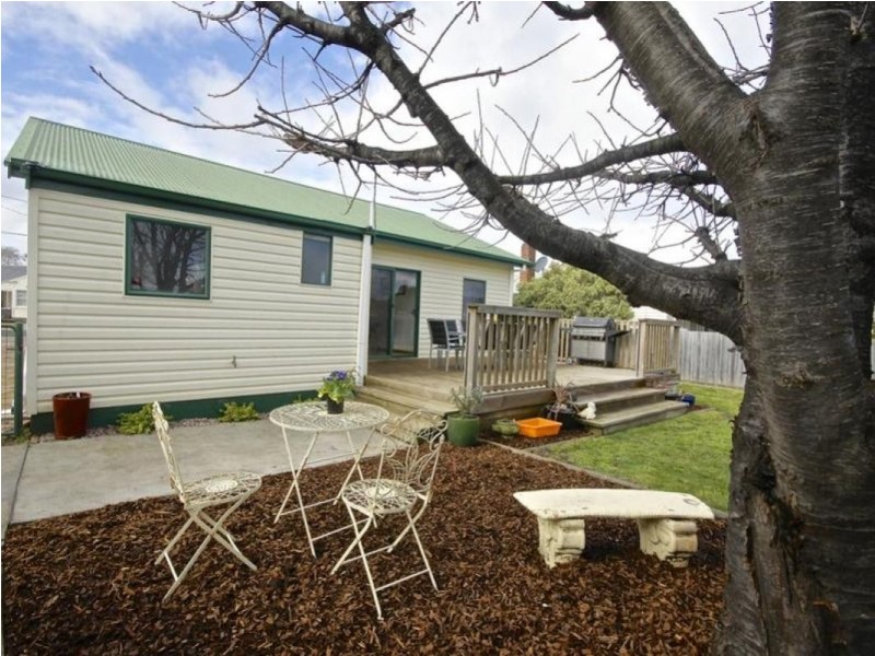 7 Ashgrove Street, Devonport TAS 7310