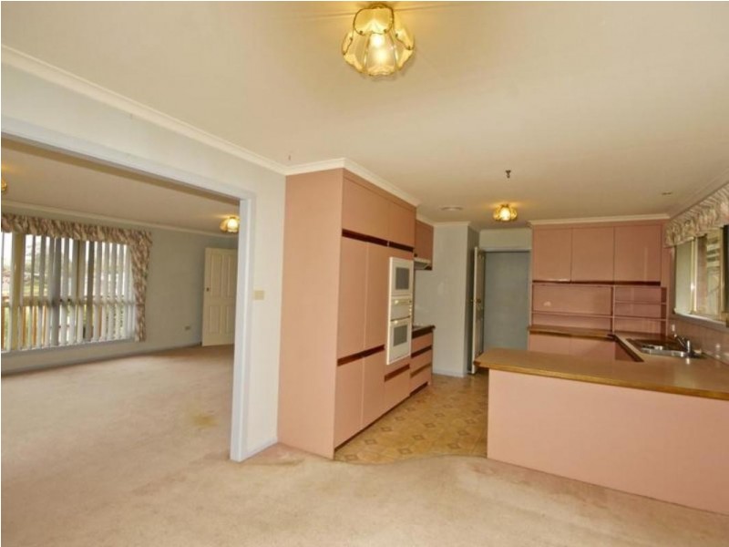 18 Kywong Crescent, West Ulverstone TAS 7315