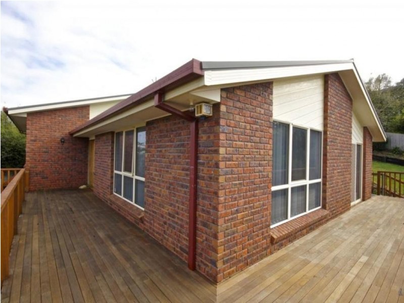 18 Kywong Crescent, West Ulverstone TAS 7315
