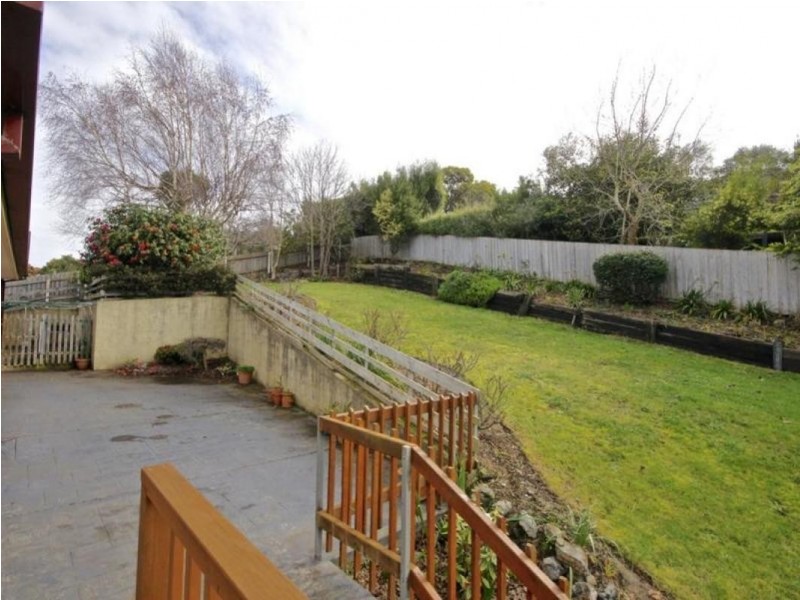 18 Kywong Crescent, West Ulverstone TAS 7315