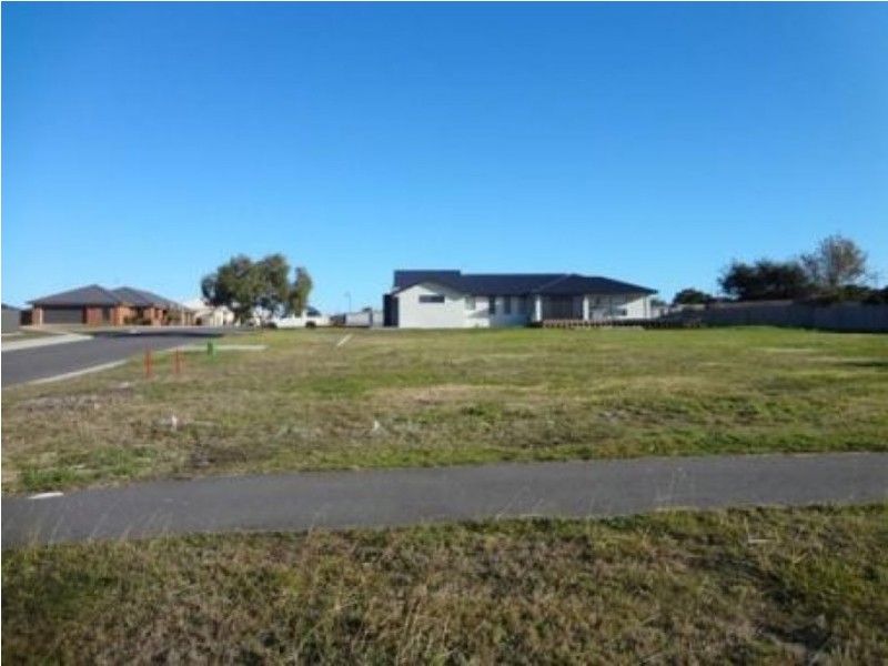 13 Haven Drive, Shearwater TAS 7307