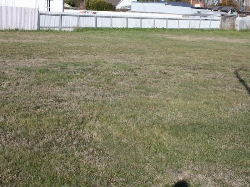 18 The Avenue, Latrobe TAS 7307