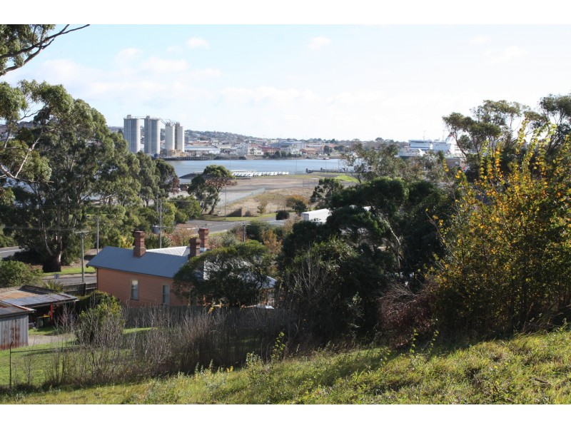 4 Marine Street, East Devonport TAS 7310
