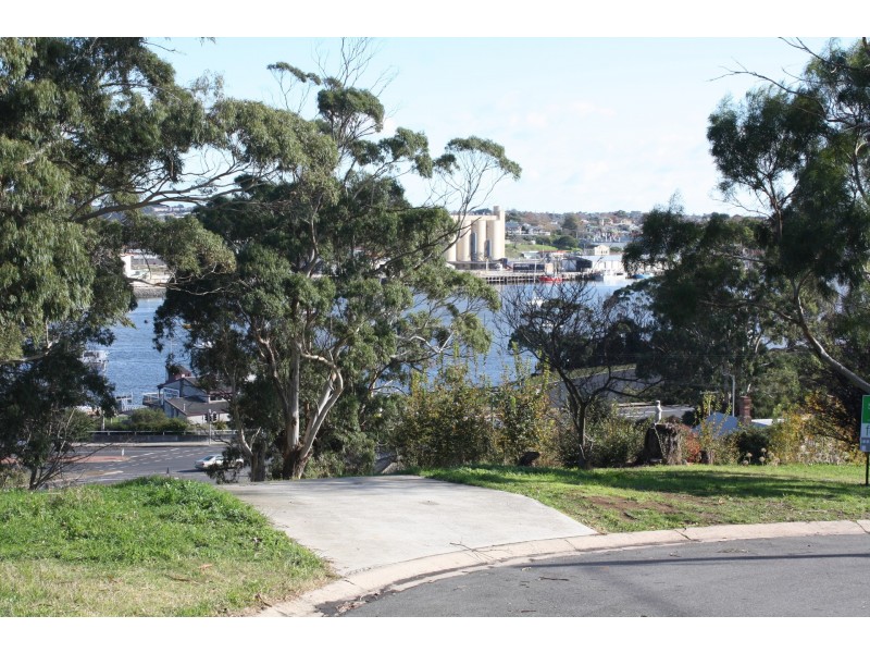 4 Marine Street, East Devonport TAS 7310