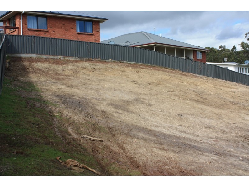3 Erskine Way, Devonport TAS 7310