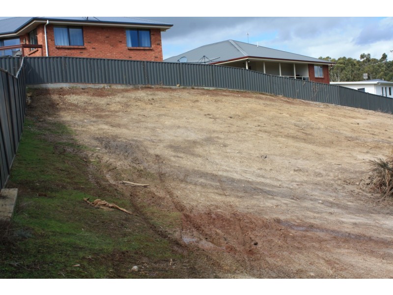 3 Erskine Way, Devonport TAS 7310