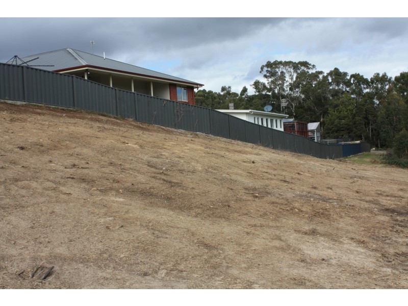 3 Erskine Way, Devonport TAS 7310